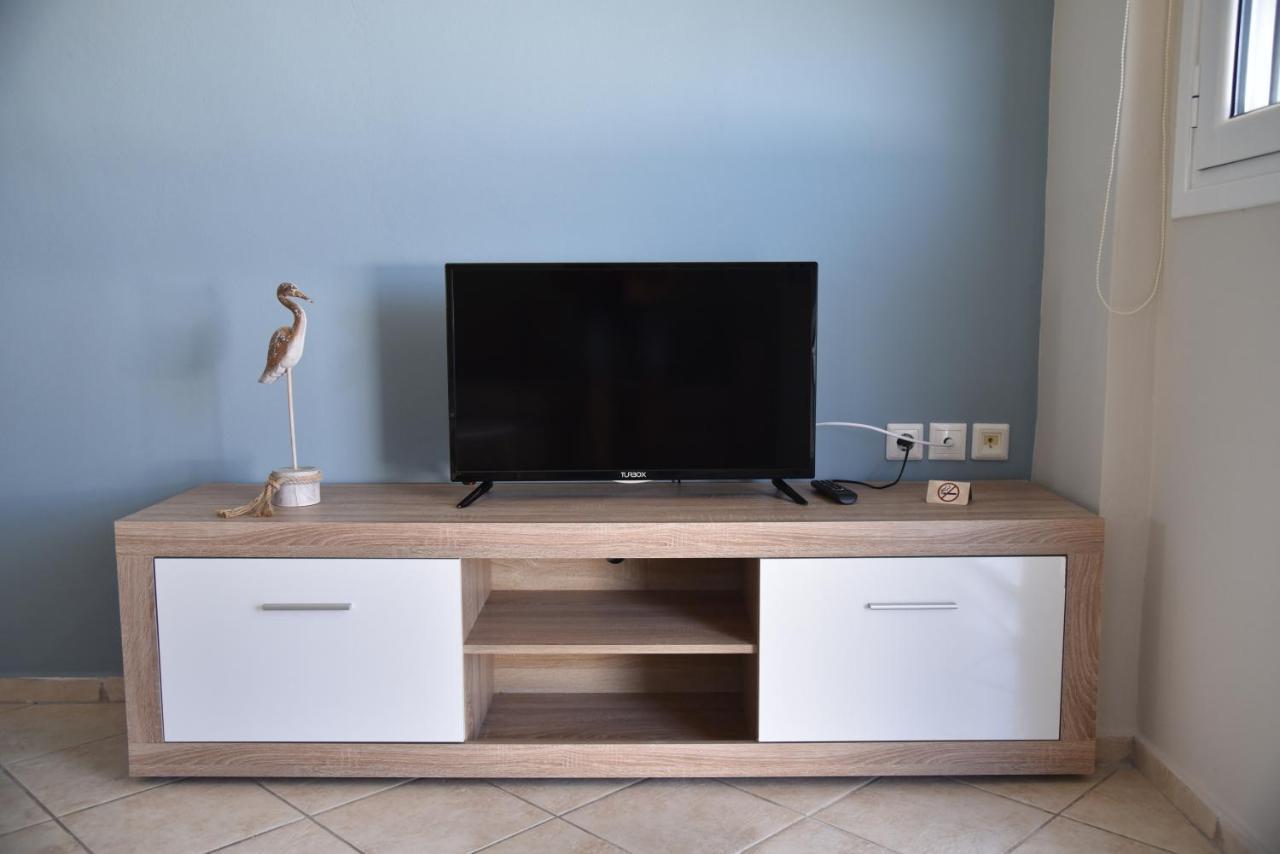Family Apartments 1 Lechaio Екстер'єр фото